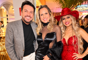 Albert Bressan, Isis Camargo e Adryana Ribeiro - Crédito da Foto Zuleika Ferreira - Divulgação
